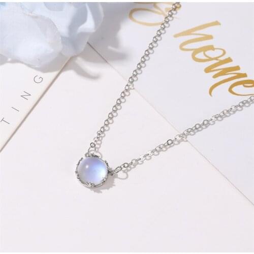 2021 New Aesthetic Moonstone Necklace Round Blue Triangle Necklace Simple Sweet Clavicle Chain