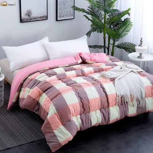 Hot sale 100% washable cotton polyester filler quilts comforter duvets for autumn and spring season