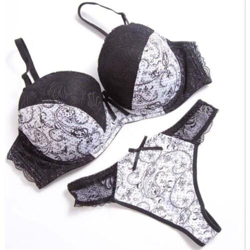 Sexy Thong Lace Push Up Bra Set Lingerie Women Underwear Sets Intimates Embroidery Floral Black White Big Size Bra Brief Sets