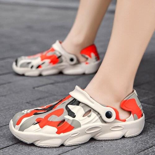 Summer Men Slippers Camouflage Outdoor Clogs Garden Shoes Beach Slippers Indoor Home Slides Mules Bathroom Loafers Flip Flops 48