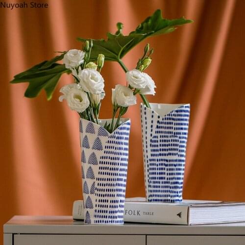 Hand-painted Ceramic Vase Craft Countertop Vase Living Room Dried Flower Flower Arrangement Accessories/modern Home Decoration