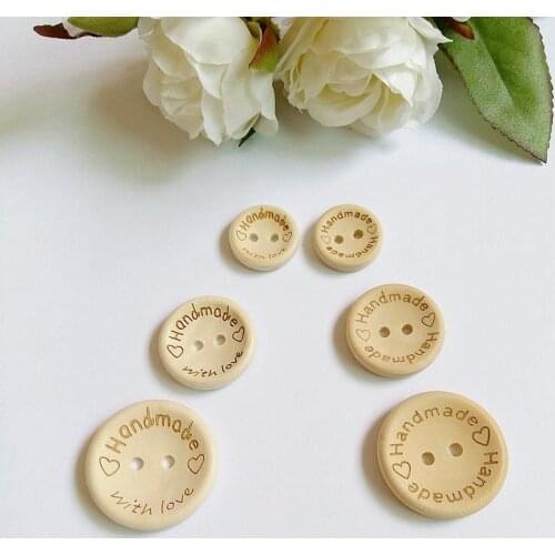 50pcs Mixed Sizes "Handmade with love" Wooden Buttons for craft DIY Handmade Decoration Accessories Crafts Botones /Botoes