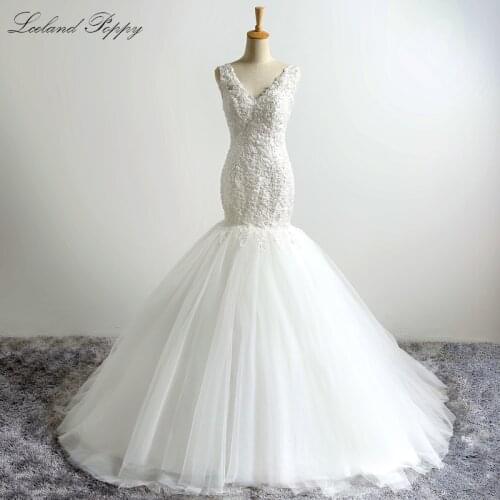 Lceland Poppy V-neck Tulle Mermaid Wedding Dresses 2020 Sleeveless Floor Length Lace Appliques Beaded Bridal Gowns