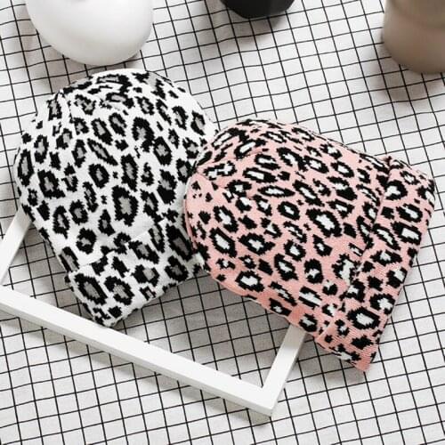 Korean Women Knitted Hat Leopard Printed Fashion Woolen Hat Autumn Winter New Crochet Warm Hat Skullies Caps