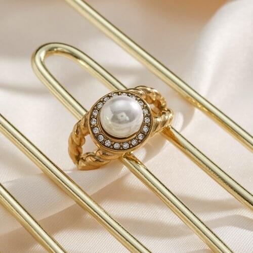 2021 Classical Hypoallergenic Round White Pearl CZ Paved Gold Rings For Women Stainless Steel Braid Rope 18K Gold Plated Ring