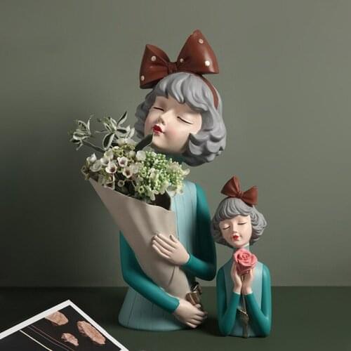 Cute Bouquet Girl Ornaments Flowers Vase Sculpture Statue Gifts Living Room TV Cabinet Flower Arrangement Modern Home Decoration