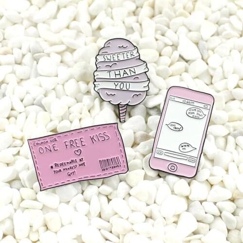 Sweet romantic pink Mobile phone chat record envelope cotton candy Sweet conversation Enamel brooch Cute couple badge