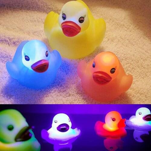 1PC Random Color Rubber Duck LED Light Baby Bath Toys Float Water Swimming Play Educational Toys