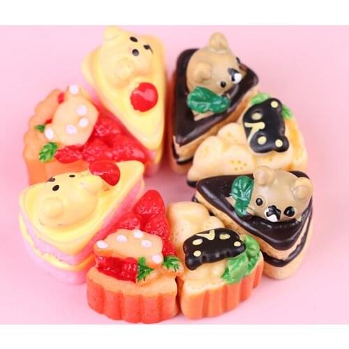 10Pcs/Set Dollhouse Eco-Friendly Resin Kitchen Popular Food Accessories Mini Cute Bear Cake Model For Doll House Deor Kids Toys
