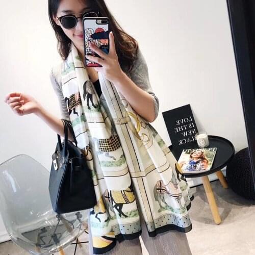 Fashion Women Scarf Luxury Brand Scarf Women Chain Carriage Printed Silk Scarf Scarves Long Scarf Designer Soft Lady Wrap Shawl