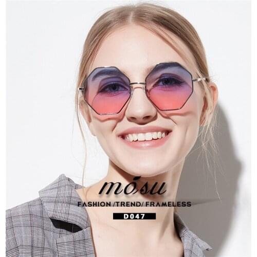 MOSU DESIGN Women Fashion Round Sunglasses Gradient Lens UV400 Protection
