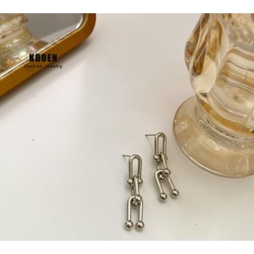 2020 New Unique Design Horse Shoe Design Pendant Earrings For Womans Fashion Korean Jewelry Girls Party Unusual Earrings