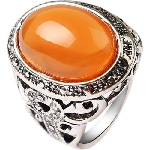 Stmanya Engagement Rings
