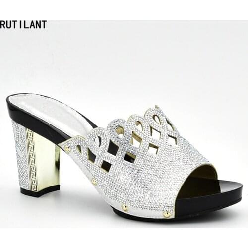 Latest Design Womens Dress Shoe Open Toe Elegant Italian Women Wedding Shoe Decorated with Rhinestone Bridal Shoes Slip on Pumps