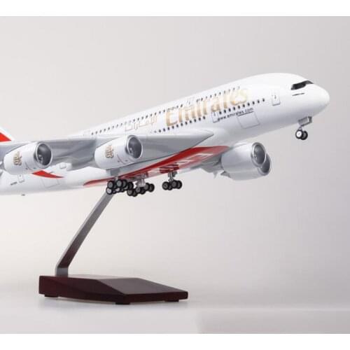 36.5cm 1/200 Scale UAE United Arab Airplane Model 380 A380 Airline Aircraft Toy with Light & Wheel Diecast Plastic Resin