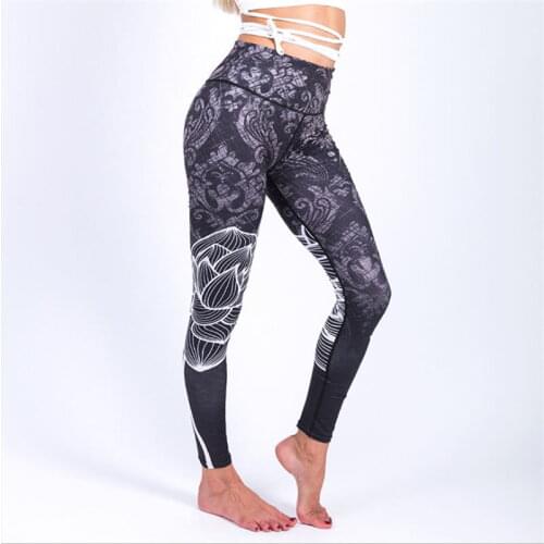 2018 Women Digital Printed Yoga Leggings Mid Waist Clouds Printed Artists Shape Skinny Elastic Pants Workout Sports Leggings
