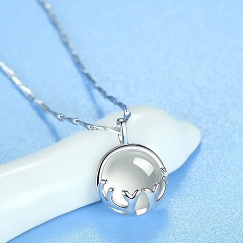 Delicate Round Pendant Necklace Cute Chalcedony Stone Charm Minimalism 925 Silver Jewelry Womens Wedding Engagaement Accessorie