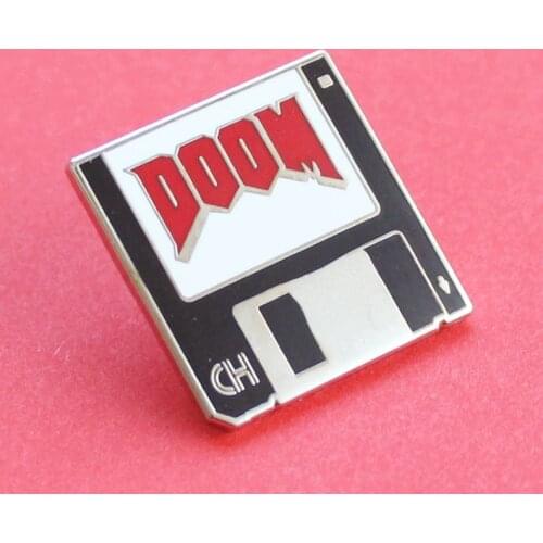 Doom Game Floppy Disk Shooter Games Brooch Pins Enamel Metal Badges Lapel Pin Brooches Jackets Jeans Fashion Jewelry Accessories