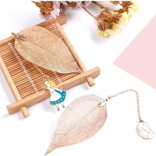 Leaves Pendant Alice Clock Rabbit Bookmark Leafs Bookmark Stationery School Office Supply Paper Clip Book Support