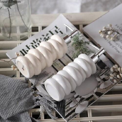 Cobblestone Modeling Ceramic Lotion Bottle Wristband Hand Dispenser Liquid Soap Dispenser Shampoo Bottle Bathroom Supplies