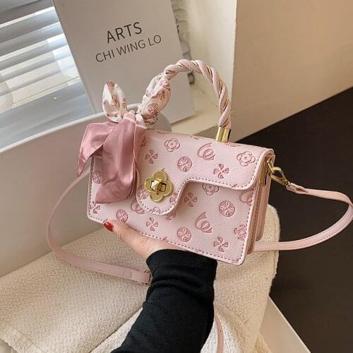 2021 New Fashion Brand Female Sweet Messenger Fashion Embossed Pink Shoulder Bag Silk Scarf Portable Small Square Bag