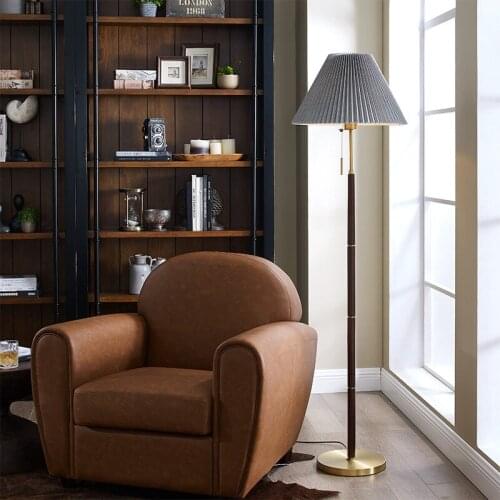 Nordic floor lamp living room ins wind pleated American solid wood light luxury bedroom study vertical floor table lamp