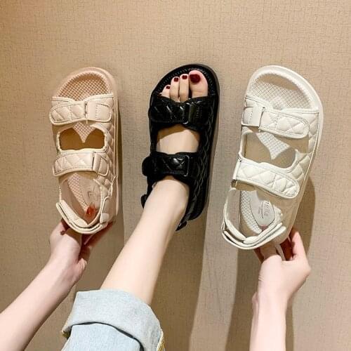 2021 Trends Sandals Summer New Flat British Wind Velcro Embroidery Thick-soled Casual Casual Roman Fragrance Designer Shoes Star