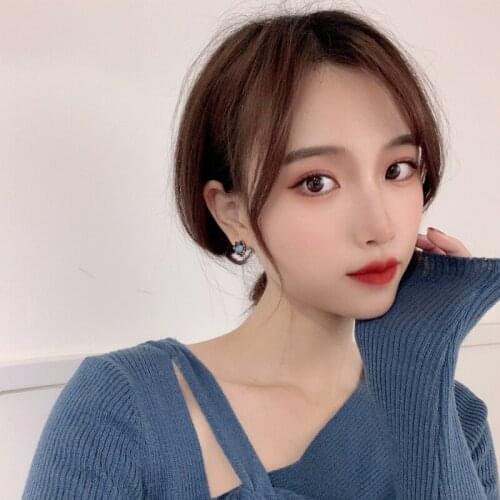 Elegant Temperament Haze Blue Crystal Heart-shaped Temperament Hypoallergenic Alloy Earrings Romantic Exquisite Gift for Ladies