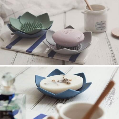 1Pcs For Water Draining Non-slip Soap Box Draining Soap Dish Portable Silicone Lotus Shape Bathroom Accessories Solid Color