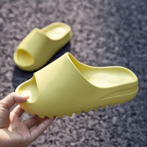 Topvivi 2021 Slippers men runner shoes Summer Beach-side Sandals Comfortable Breathable luxury brand slides for women designer