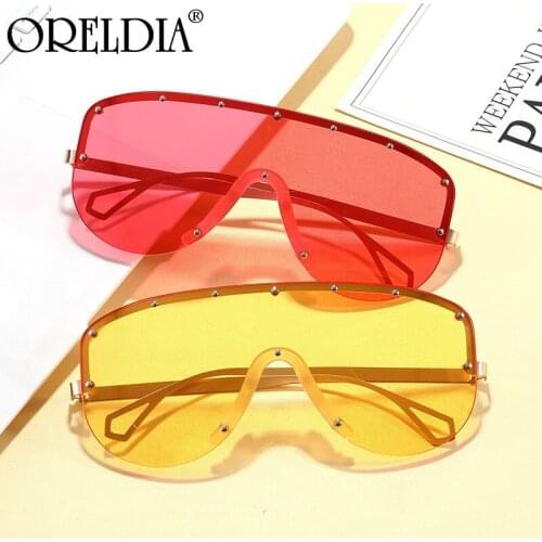 Ladies Sunglasses European And American Punk Style Rivet Sunglasses Personality Men And Women Metal One Piece Sunglasses Hot