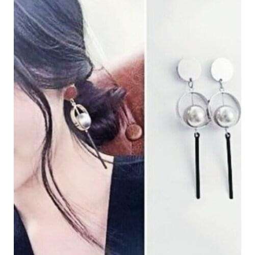 BONLAVIE Exaggerated Solid Geometry Retro Temperament Hollow Ring Pearl Earrings Women Simple Earrings