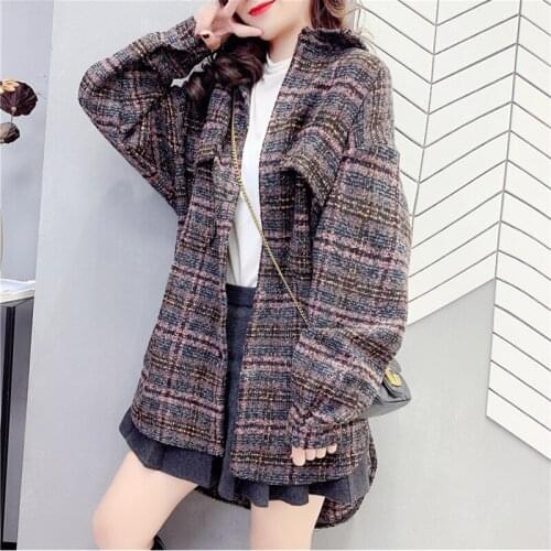 Retro Hong Kong flavor ins tide 2020 autumn winter new thick sanded loose woolen coat women long-sleeved plaid plush shirt 38a
