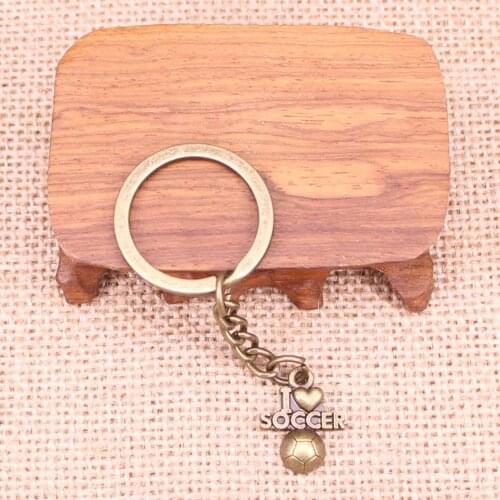 20pcs New Fashion Keychain 20x16mm I love soccer Pendants DIY Men Jewelry Car Key Chain Ring Holder Souvenir For Gift