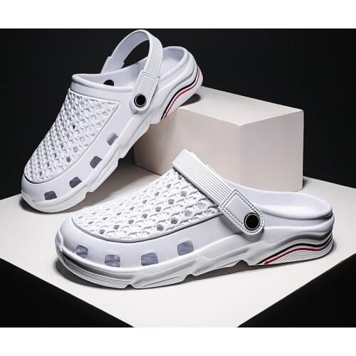 Men Slippers Summer Beach Sandals Men Clogs Slipper Flat Anti-Slip Flip Flops For Male Comfortable Lightweight Trekking Wading