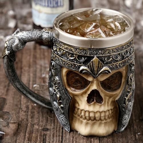 Creative 3D Skull Beer Mug Resin Cup Stainless Steel Linner Tankards Cola Drinks Cup Home Decor Gift Mug