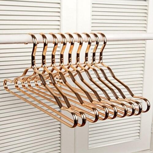 Anti Skidding Curve Design Metal Coat Hangers Adult Suit Thickening Shelf Clothes Drying Racks LX7625