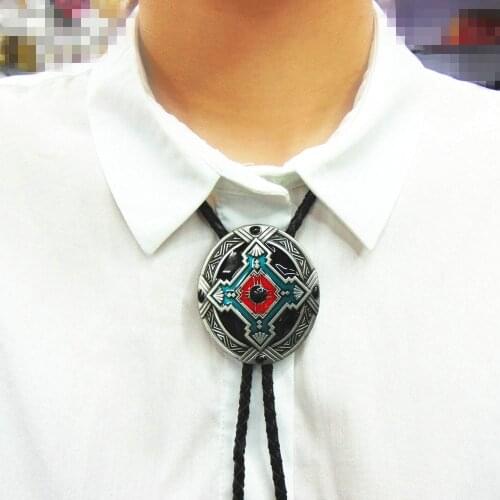 Western Bolo Tie Pendant Necklace Dance Rodeo Bola Bolo Tie Metal for Women Cowboy Leather Necktie Mens Necklace Jewelry