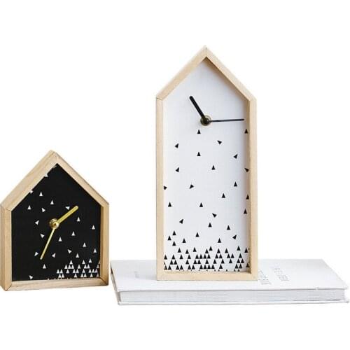 European style atmosphere personality clock dormitory desk simple clock ornaments hair salon front desk creative decoration