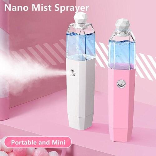 Car Portable Steam Humidifier USB Rechargeable Aroma Essential Oil Diffuser Air Purifier Car Humidifier and Aroma Diffuser