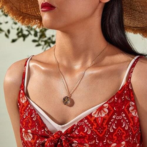 Chic Transparent Resin Irregular Pendant Necklace Women Imitation stone Gold binding Necklace Fashion Jewelry Gifts for Girls