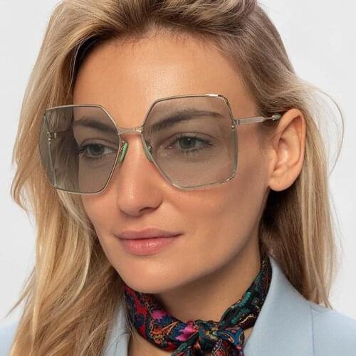 Women Luxury Brand Half Frame Sunglasses Men High Quality Square Sun Glasses Ladies Transparent Green Eyewear Female Glasses