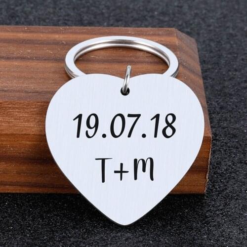 Customized Keychain Valentine Day Gifts for Him Engraved Name Initial Letters and Date for Couples Boyfriend Men Women Keyring