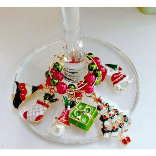 Set of 6pcs Christmas Party Wine Glass Marker Charms Rings Marker Bar Table Decorations