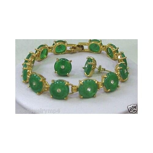 Good >> Natural Green jade bracelet earrings set