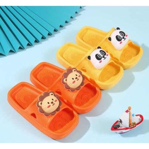 2021 New Cute Cartoon Boy and Girl Home Indoor Slippers Summer Childrens Animal Home Bath Baby Slippers Kids Shoes SO035