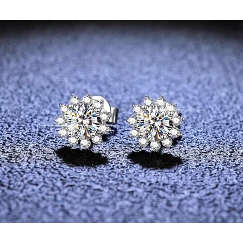 Silver 925 Original 0.5 Carat Diamond Test Past D Color Moissanite Snowflake Stud Earrings Round Brilliant Cut Gemstone Earrings