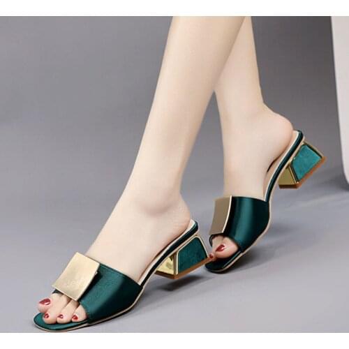Slippers Women New Slides Ladies Summer Outer Wear Thick Heel Square Buckle Open Toe High Heel Sandals Slippers Ladies Shoes