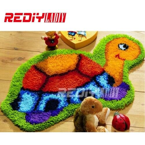 Hot Latch Hook Rug Kits DIY Needlework Unfinished Crocheting Rug Yarn Cushion Mat Cartoon Tortoise Embroidery Decorative Carpet