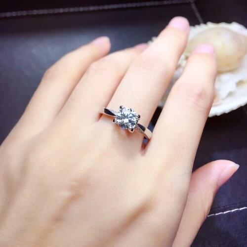 Dazzling 925 Silver Moissanite Ring for Wedding 1ct D Color Moissanite Engagement Ring Britthday Gift for Woman